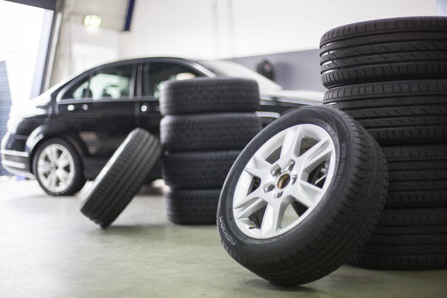 HOW TO SLOW DOWN WINTER TIRE WEAR – MASSIVE DIFFERENCES CAN BE SEEN BETWEEN TIRES ON THE SAME VEHICLE
